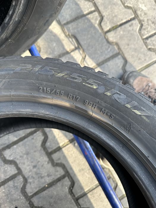 215/55/17 Pirelli M+S