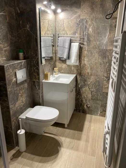 Дава се под наем Тристаен апартамент в Пловдив, Южен - 85 кв.м за 362.1 € - Снимка #8