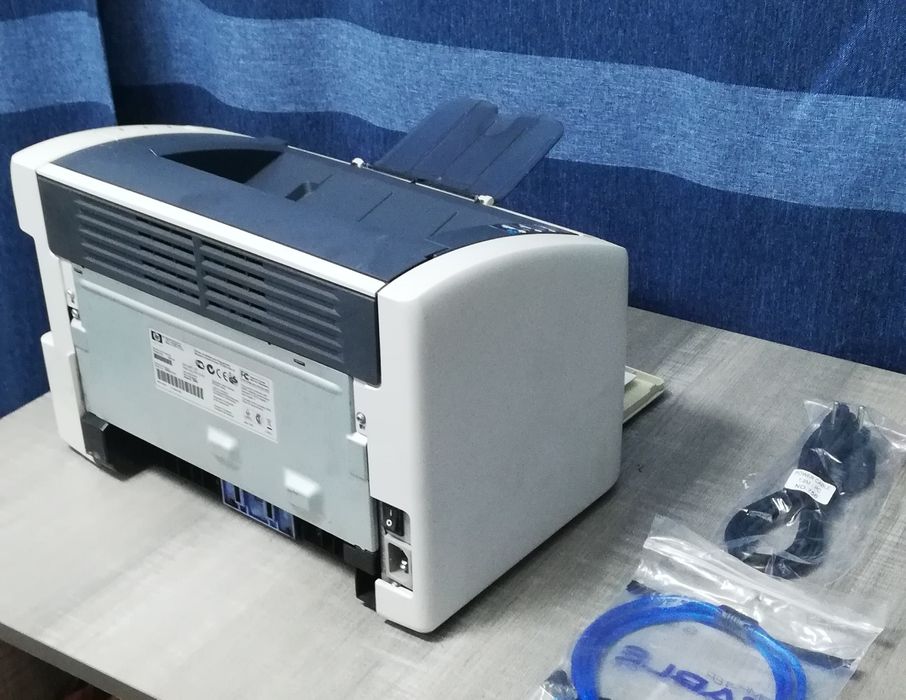 HP LaserJet 1022 Принтер