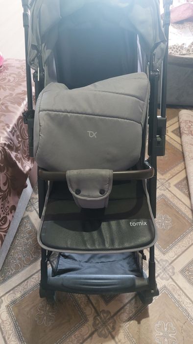 Продам каляску Томикс