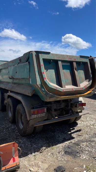 Vand bascula iveco Trakker