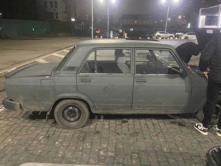 ваз 2107 на боевом ходу