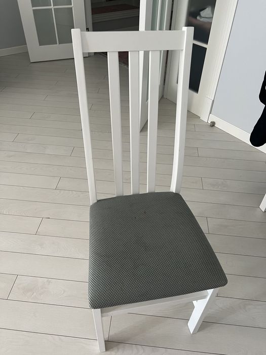 Гостевой стол со стульями