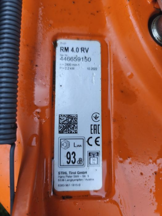 Stihl RM 4 RV mașina tuns tăiat iarba gazon funcție mulcire