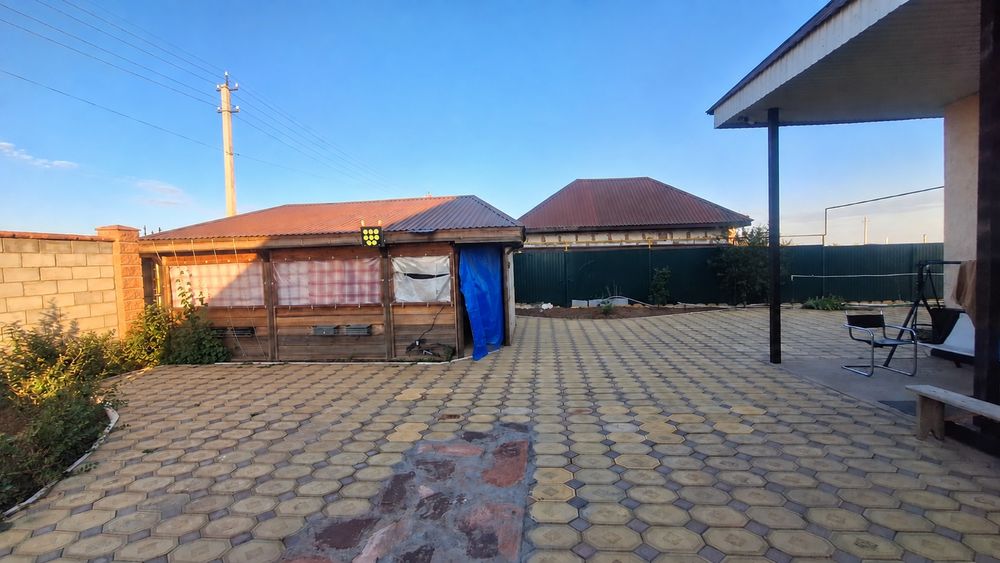Продам дом 176 кв.м, 3 комнаты