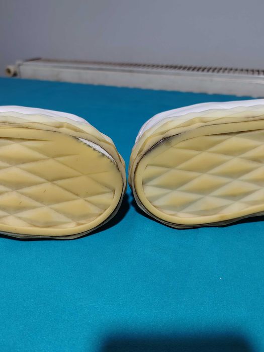 JIMMY CHOO, tenesi din piele, mărimea 41, interior 26,5 cm