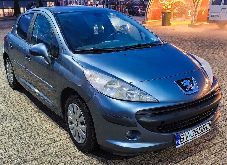 Peugeout 207 1.4 benzina 2008