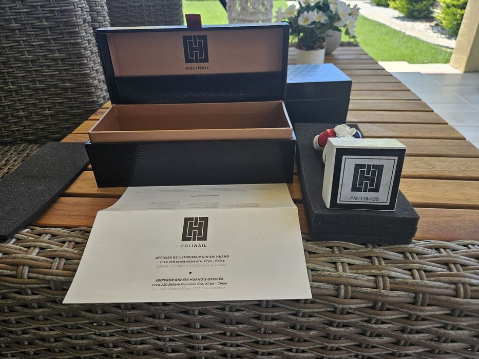 HOLINAIL Limited Edition n°1 to n°125 hand painted Artă, colecționabilă, valoroasă