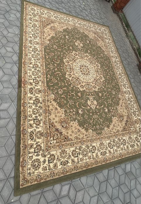 Продам натуральный ковер