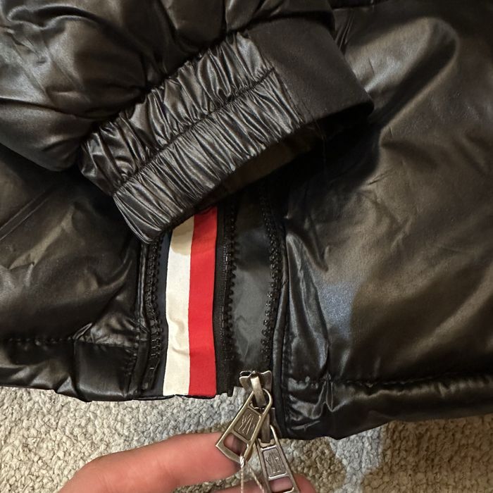 Moncler зимно яке размер L