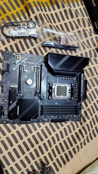 msi b650 tomahawk wifi