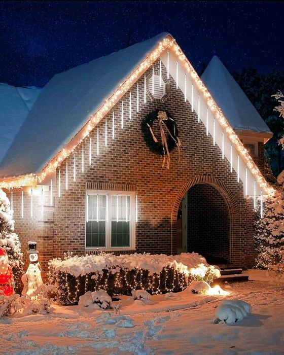 Многоцветен падащ сняг коледни лампички 3м х 50см 8бр. външна украса