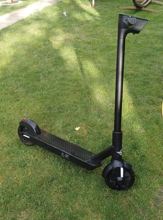 Trotinetă electrică Bird One – 396 km, stare excelentă, ca nouă
