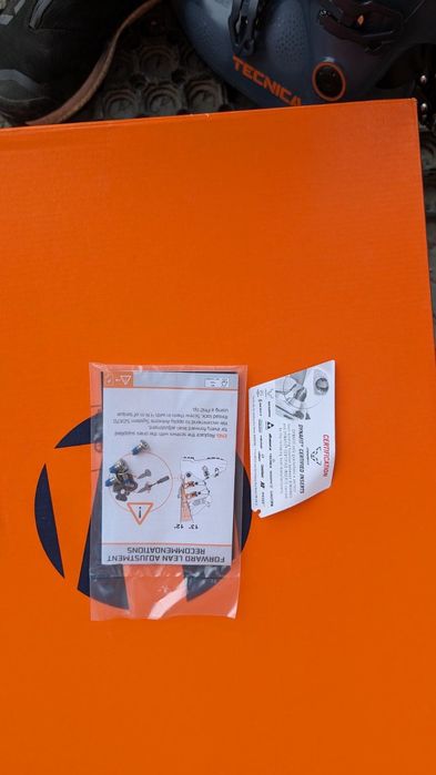 Tecnica Ски обувки за пантене