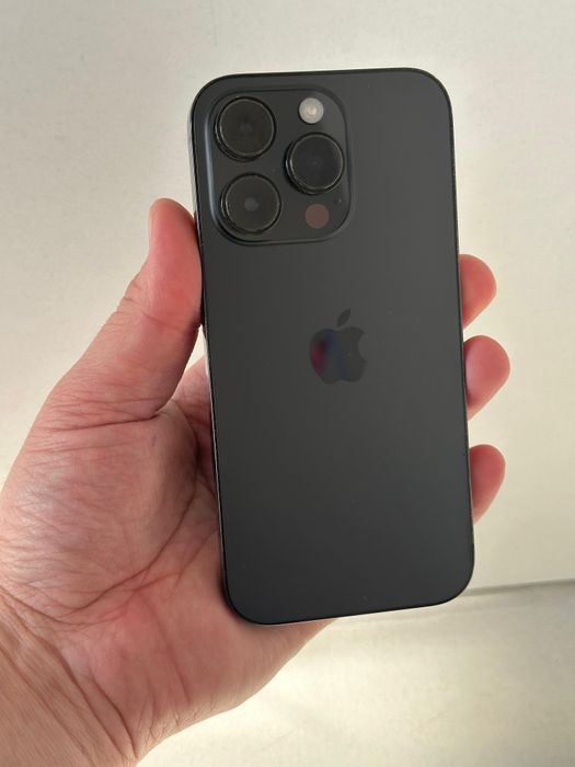 Продам Айфон 14 про 128г