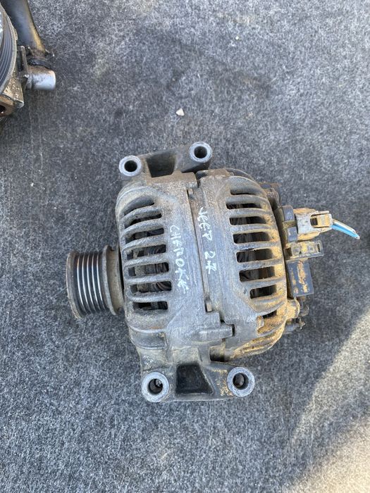 Alternator Jeep Grand Cherokee 2.7 WJ Pret 300 lei