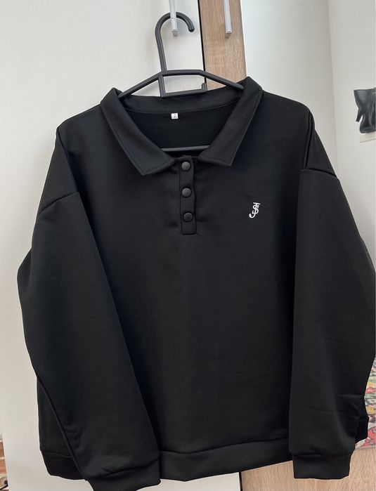 Кофта поло женская , новая.