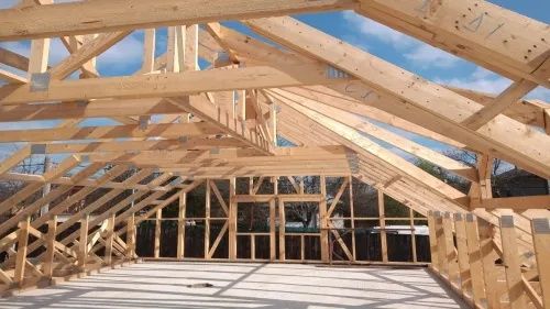 Execută acoperișe bilka