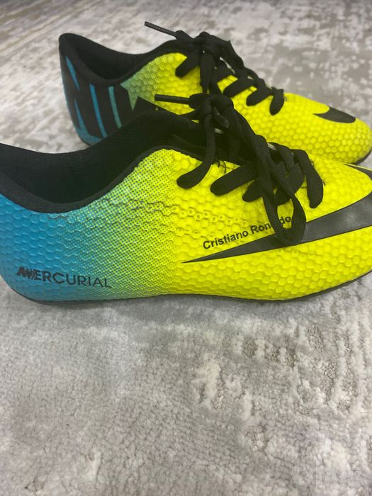 Бутсы Nike Mercurial