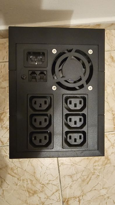 UPS Eaton 2000 VA,1200 W