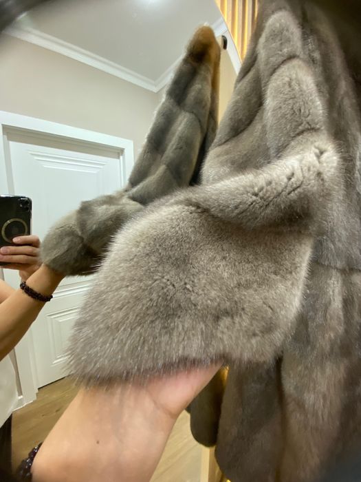 Продам шубу норковую