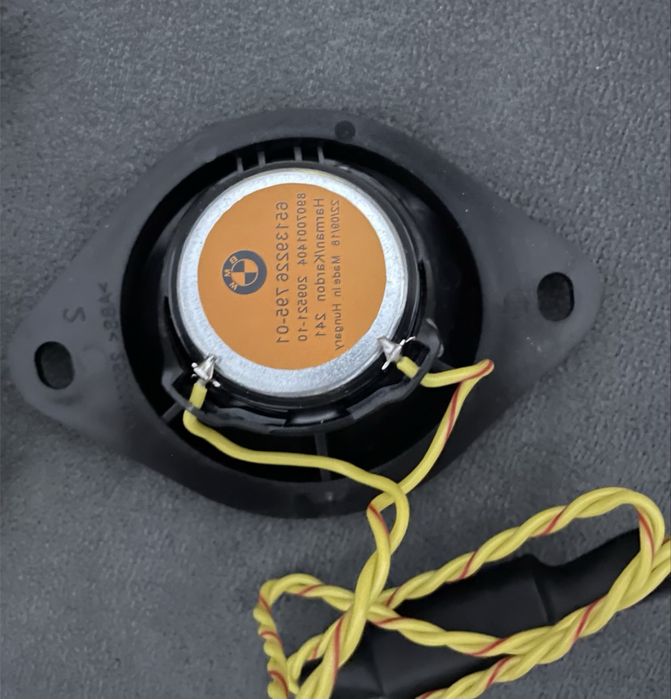 Tweeter / boxa Harman Kardon HK Bmw Compatimbil cu : Seria 1 2 3 4 5 6 7 X1 X3 X4 X5 X6 P