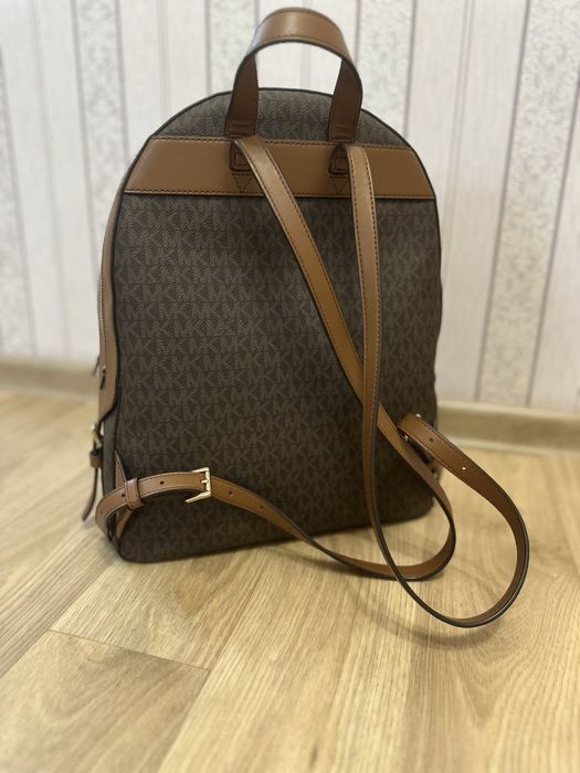 Рюкзак Michael Kors