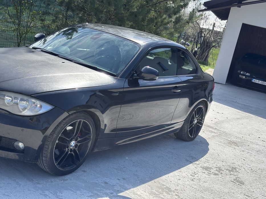 Dezmembrez bmw seria 1 m pachet