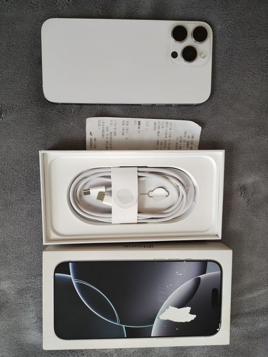 iPhone 16 Pro Max White/256Gb/96% bateria