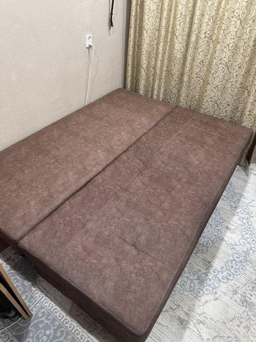 Продам срочно диван