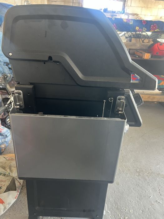 Продам газовый гриль Напалеон