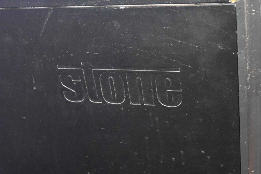 Компютърна кутия съз захранване и DVD / SATA