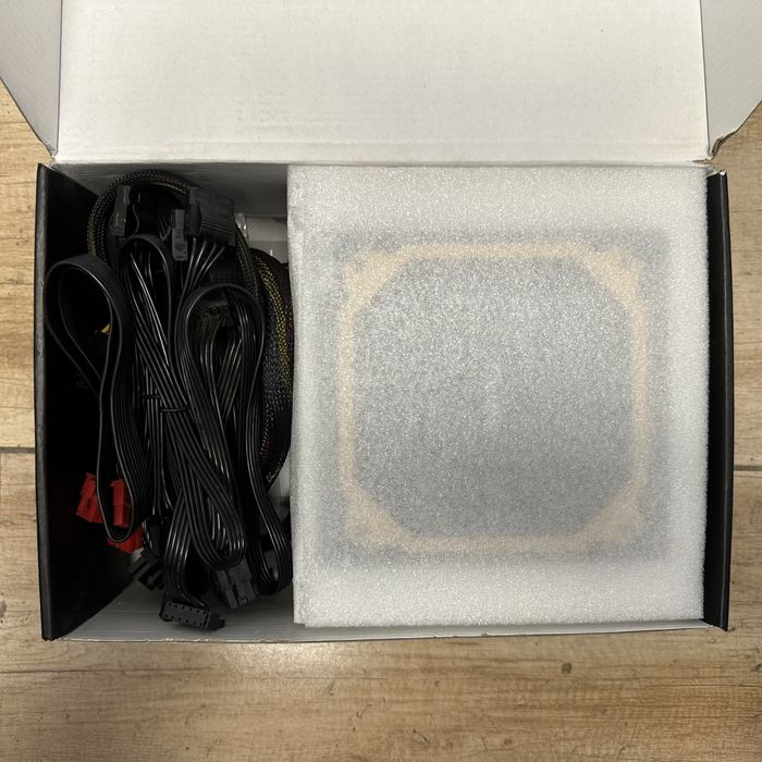 Качествено захранване Zalman 750 вата