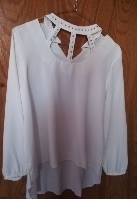 Дамска едноцветна  риза