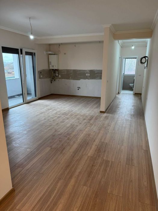 Apartament cu 3 camere