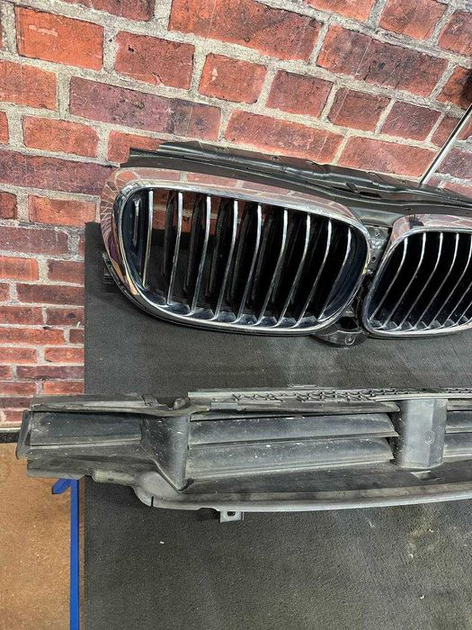Set grila activă BMW SERIA 7 G11