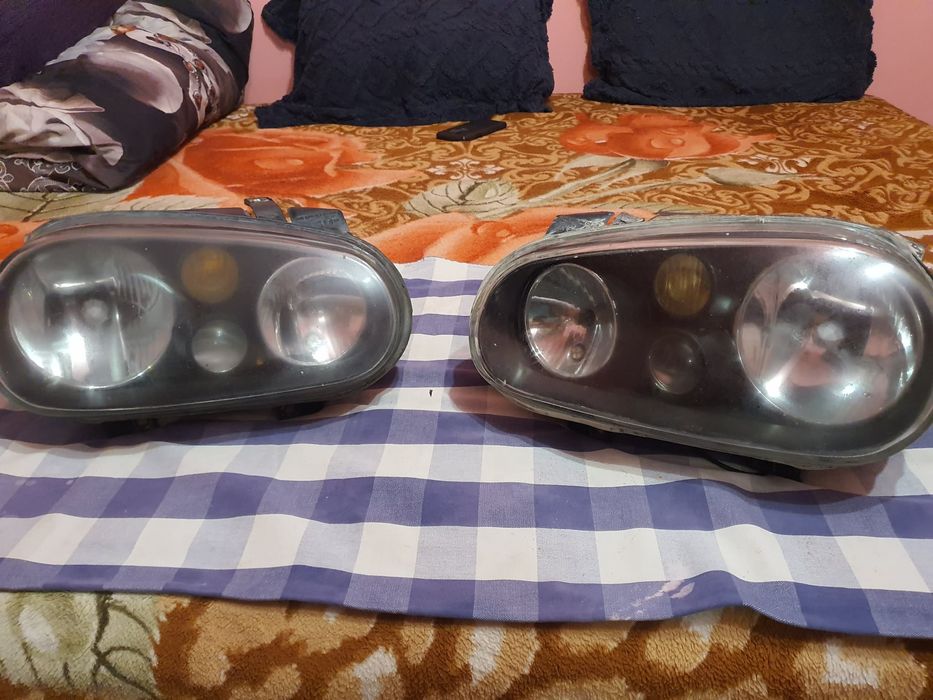 Faruri golf 4 cu proiectoare ceata