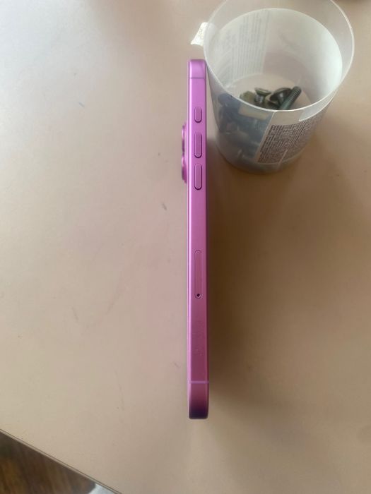 Carcasa iPhone 16 plus Roz