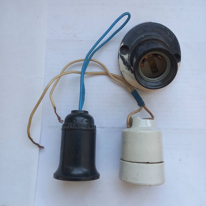 эл.фурнитура, лампочки.