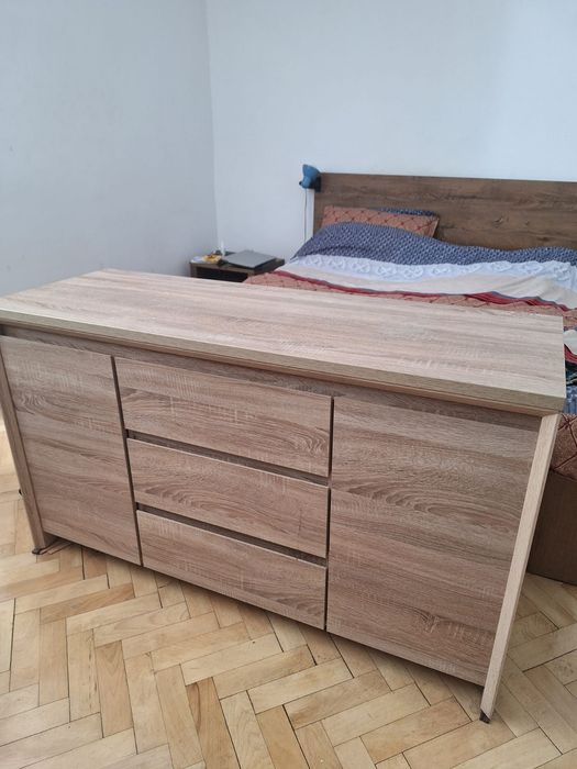 Vând piese mobilier nou, stare foarte bună, prețuri negociabile