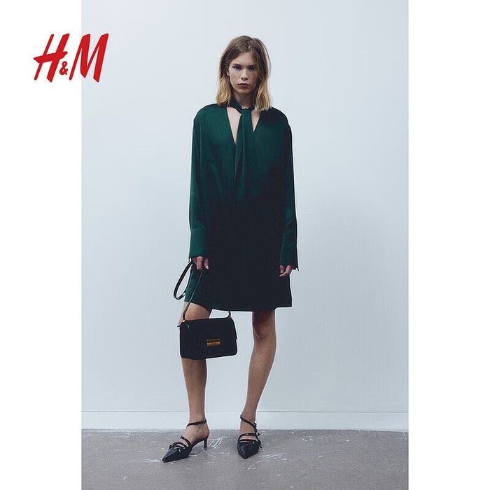 Продам женское платье