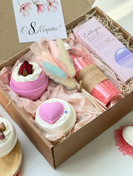 Корпоративные подарки на 8 марта .Подарочные боксы Ташкент