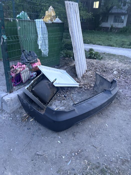 Продам бампер на нексия 2