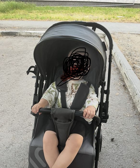 Коляска прогулочная