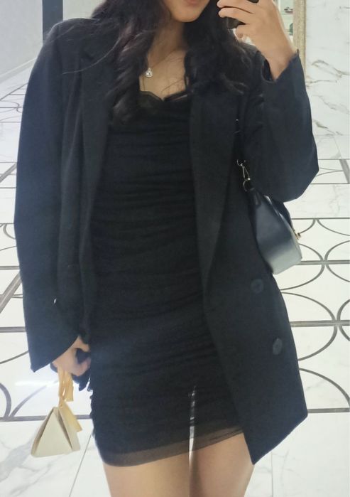 Милое черное вечернее платье