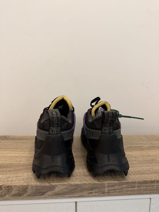 Off-White Odsy.