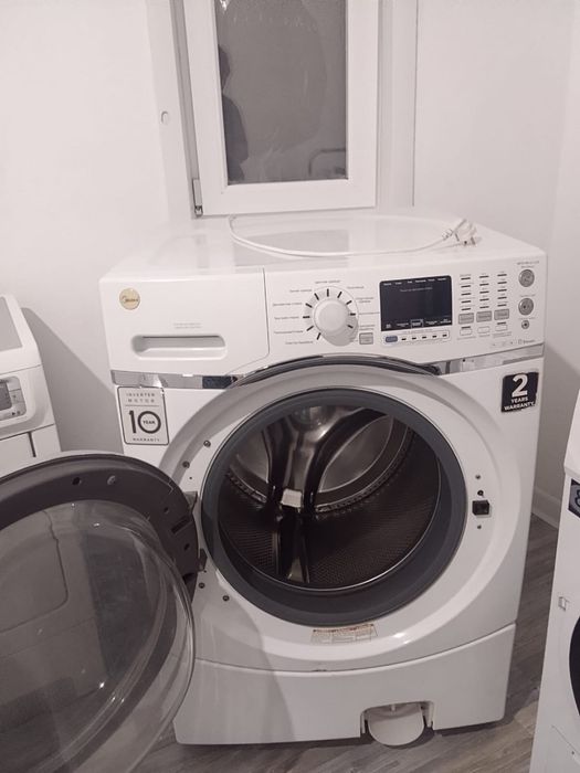 Продается стиральная машин