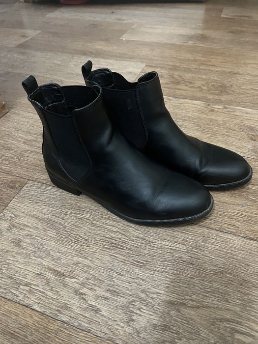 Женские ботинки Челси