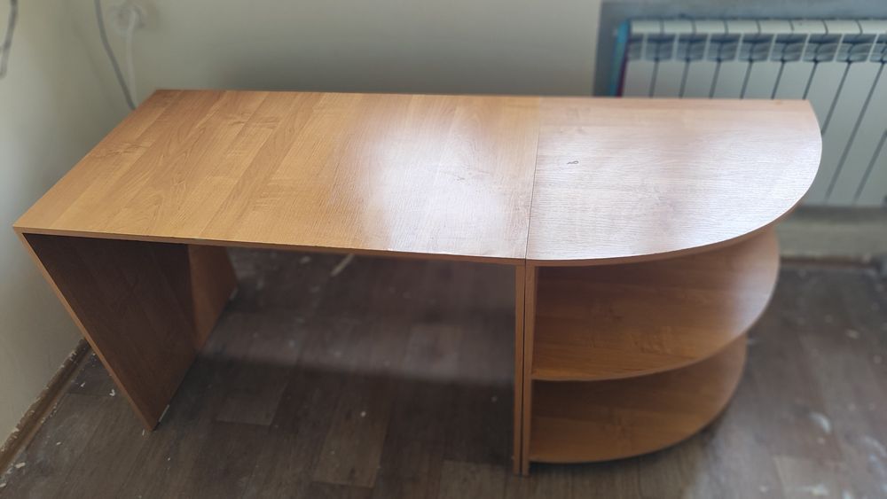 Продам письменный стол