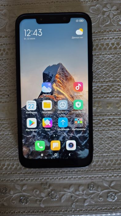 Xiaomi   Poco f1 6/64 гб